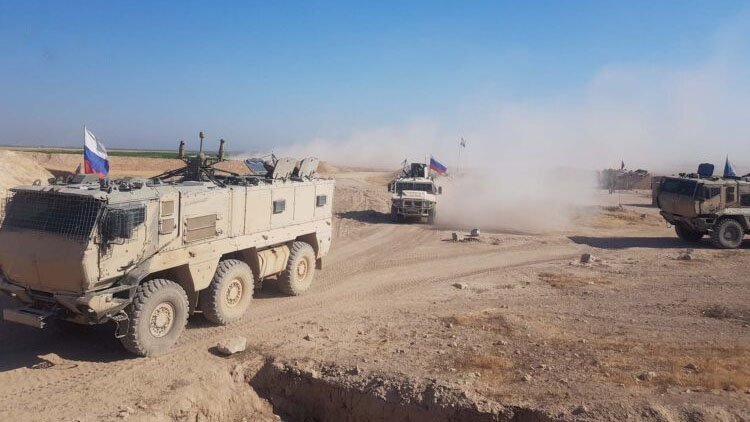 Rusya, Kobani'de tek başına devriye gezdi