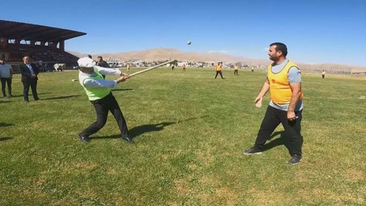 Amerikan beyzbolu Kürt Holane’sinden esinlendi