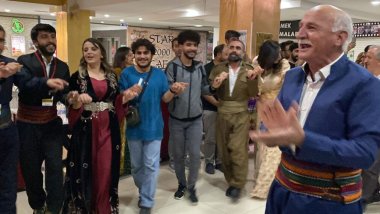 Van: Tiyatro Festivali Jina Emini'ye atfedildi