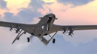 Rojava'da SİHA'lar bir aracı hedef aldı