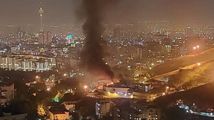 Tahran'daki Evin Cezaevinde art arda patlamalar