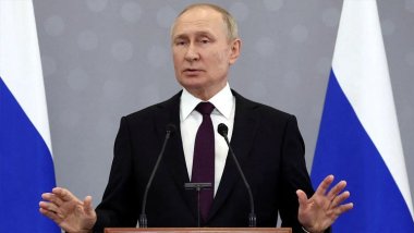 Putin, ilhak edilen 4 bölgede sıkıyönetim ilan etti