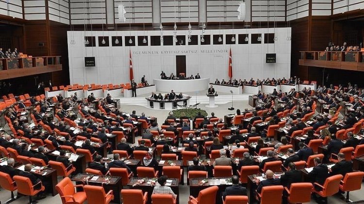Türkiye'de siyasi partilerin alacağı hazine yardımı belli oldu