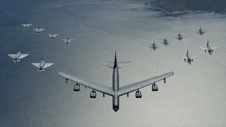 NATO'dan nükleer caydırıcılık tatbikatı.