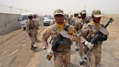 İran'da iki Besic üyesi öldürüldü