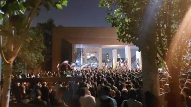 İran'ın en prestijli üniversitesi protestoların merkezi oldu