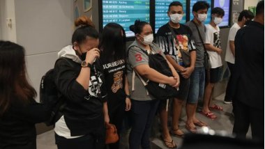 'Çinli çeteler Kamboçya'da 100 bin kişiyi 'esir tutuyor' iddiası