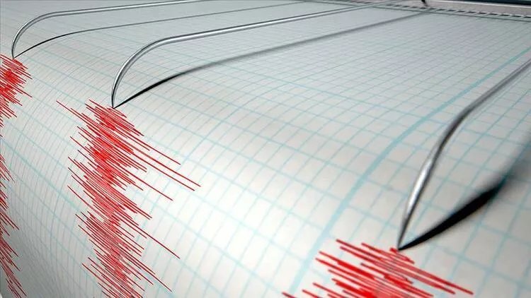 Bitlis'te 3.9 ve 4.2 büyüklüğünde iki deprem meydana geldi