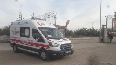 Kilis'teki Sınır Kapısı yakınlarına 3 roket mermisi düştü