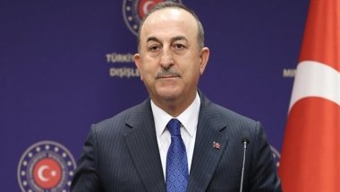 Çavuşoğlu: Yunanistan ya geri adım atar ya da biz gereğini yaparız