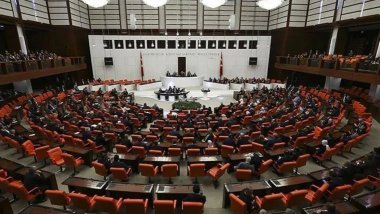 TBMM'de Kürtçe gerginliği: MHP’li Bülbül ‘sarı torba’ ile tehdit etti