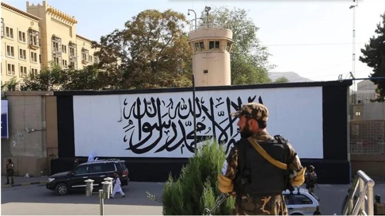 Taliban, Afganistan'daki tüm STK'lerde kadınların çalışmasını yasakladı