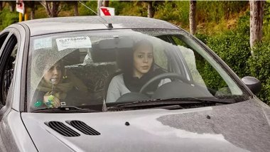 İran'da araç sahiplerine 'başörtüsü ihlali mesajı' uygulaması geri döndü