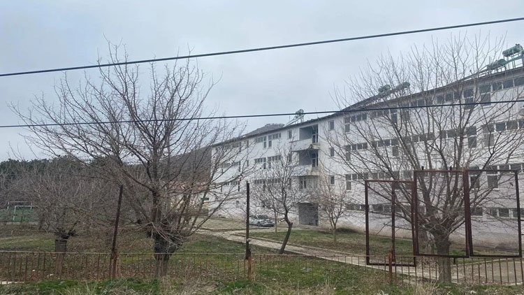 Okul bahçesinde cinayet: Lise öğrencisi arkadaşını bıçakladı