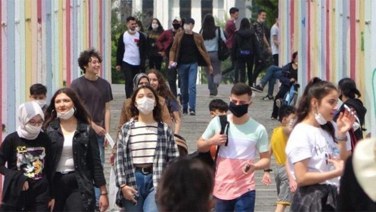 Z kuşağı anketi: Kararsızlar eriyor, 4 parti yükselişte