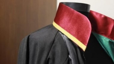 Urfa’da davadan çekilmesi istenen avukat darp edildi