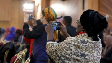 İran'da 3 kadın gazeteci gözaltına alındı