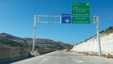 M4 karayolunun açılması Türkiye'nin denetimindeki bölgelerde endişelere yol açıyor