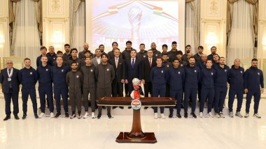 Neçirvan Barzani, Irak Futbol Takımını kabul etti