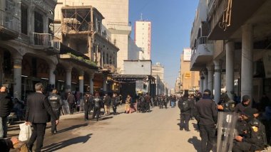 Bağdat’ta dolar protestosu