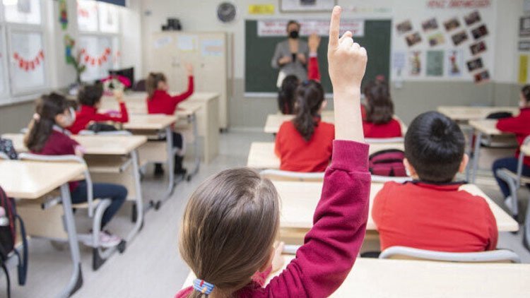 Tüm Türkiye'de okullar 13 Şubat’a kadar tatil edildi