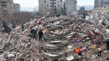 AFAD: Kimliklendirilme yapılamayan cenazeler 24 saat sonra defnedilecek