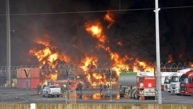 İskenderun Limanı'nda çıkan yangın üç gündür sürüyor