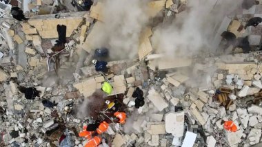 Bozdağ: Binaları yapanlar yargı önünde hesap verecek