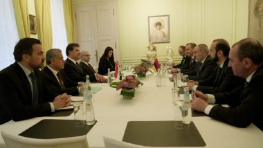 Neçirvan Barzani, Paşinyan ile bir araya geldi