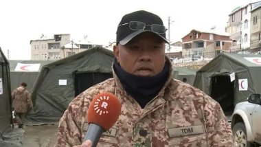 Malezya: Adıyaman’da kurduğu sahra hastanesinde Kürtçe tercümanla hizmet veriliyor