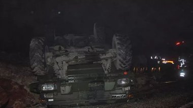 Şırnak’ta askeri araç devrildi: 8 asker yaralı