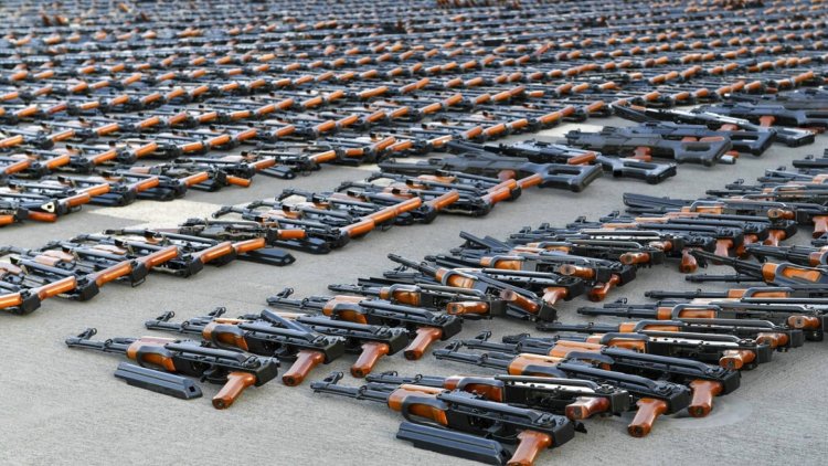 ABD ve İngiliz askerleri Yemen'e gönderilen İran silahlarına el koydu
