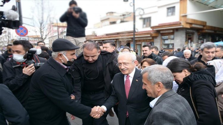 Kürd’ler her şey olabilir ancak kendi olamaz