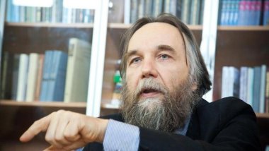 Putin'in akıl hocası Dugin: Rojava Kürtleri kurban edildi