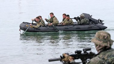 Güney Kore ve ABD, Kuzey Kore sınırında gerçek mühimmatla tatbikat yaptı