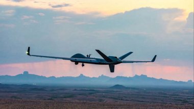 SİHA'lar Irak üzerinden Suriye'ye giren tırları hedef aldı