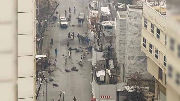 Afganistan'da Dışişleri Bakanlığı binası yakınında patlama: Ölü ve yaralılar var! 