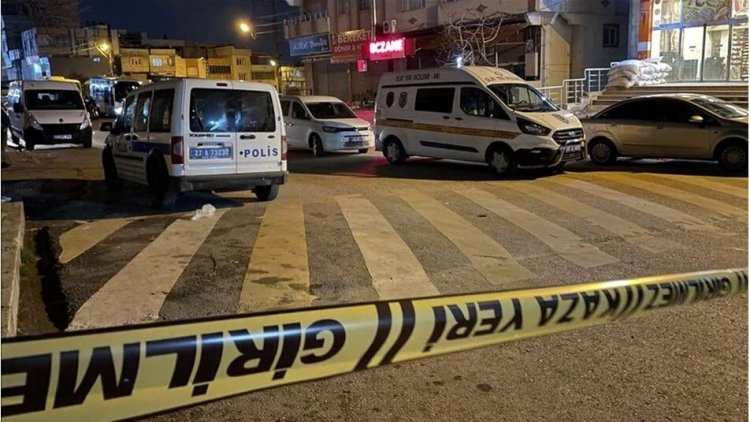 Antep'te silahlı çatışmada 1'i polis, 2 kişi hayatını kaybetti