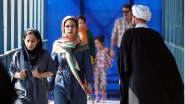 İran’da başörtüsü kuralına uyulmadığı gerekçesiyle 155 işletmeye kapatma cezası