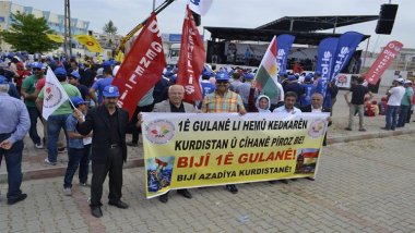 PAK: 1 Mayıs Kürdistan ve Dünya İşçi ve Emekçilerine  Kutlu Olsun!