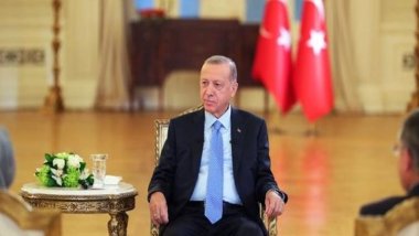  Selvi: Üç ankete göre Erdoğan yüzde 50'yi aştı