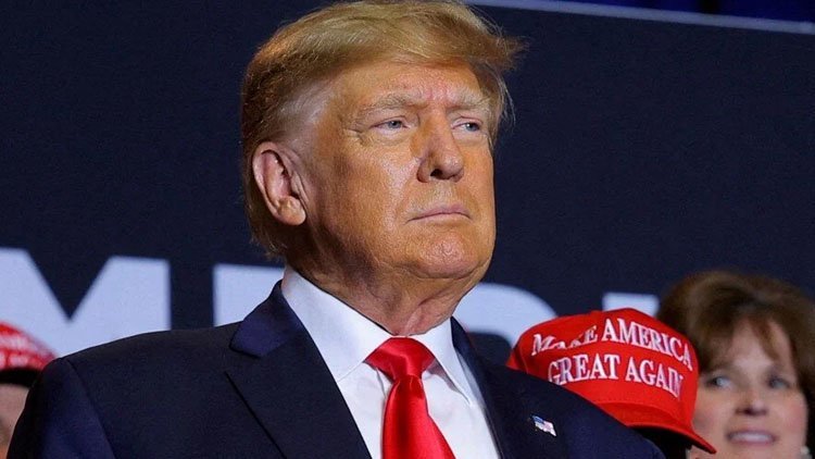 New York'taki davada jüri, Trump'ı cinsel istismardan 'sorumlu' buldu