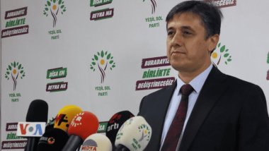 HDP'li Tiryaki: AKP'liler jandarma görevlileri eşliğinde açık oy kullandı