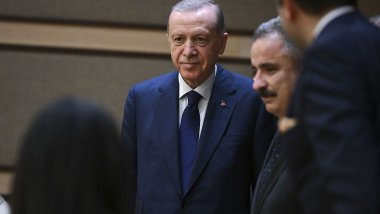 WSJ: Erdoğan elindeki avantajlara rağmen zafer kazanamadı