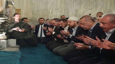 İddia: Erdoğan kazanırsa yeni kabine Ayasofya fotoğrafında