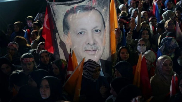 Patrick Cockburn: Türkiye neden Erdoğan'a veda edemiyor?