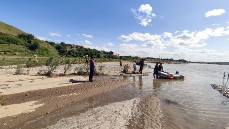 Su seviyesinin yükseldiği Batman Çayı'nda mahsur kalan 34 kişi kurtarıldı