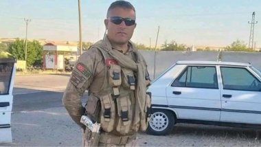 Urfa: Otomobili çapraz ateşe tutulan korucu hayatını kaybetti