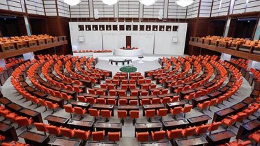 YSK Başkanı Yener kesin sonuçları duyurdu: Meclis'teki sandalye dağılımı belli oldu