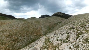 Dersim: 3 bin yıl önceye ait olduğu düşünülen yol bulundu